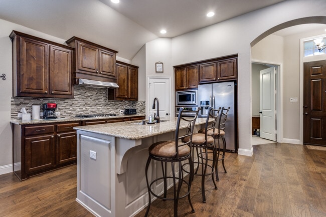 Foto del edificio - 2204 Yorktown Dr