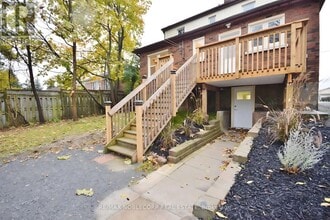 Building Photo - 77 Eastlawn St