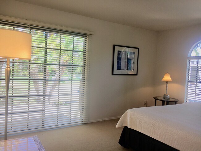 Foto del edificio - 5932 Soledad Mountain Rd