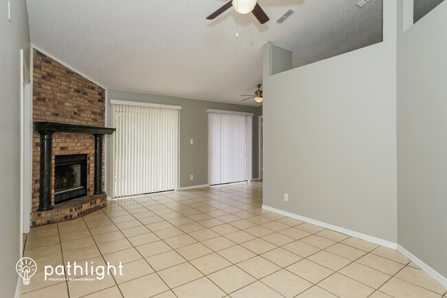 Building Photo - 514 Cavalier Avenue