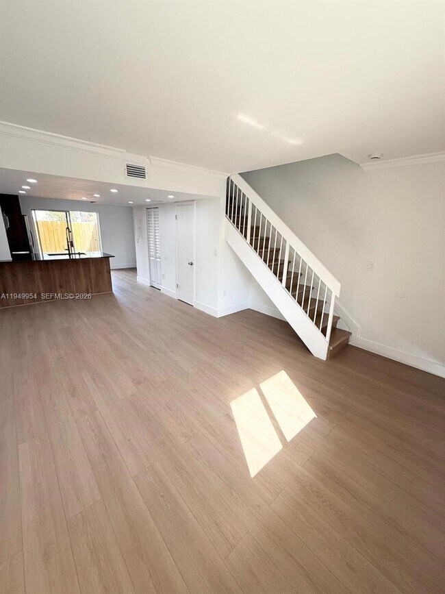 Foto del edificio - 8255 NW 6th Terrace