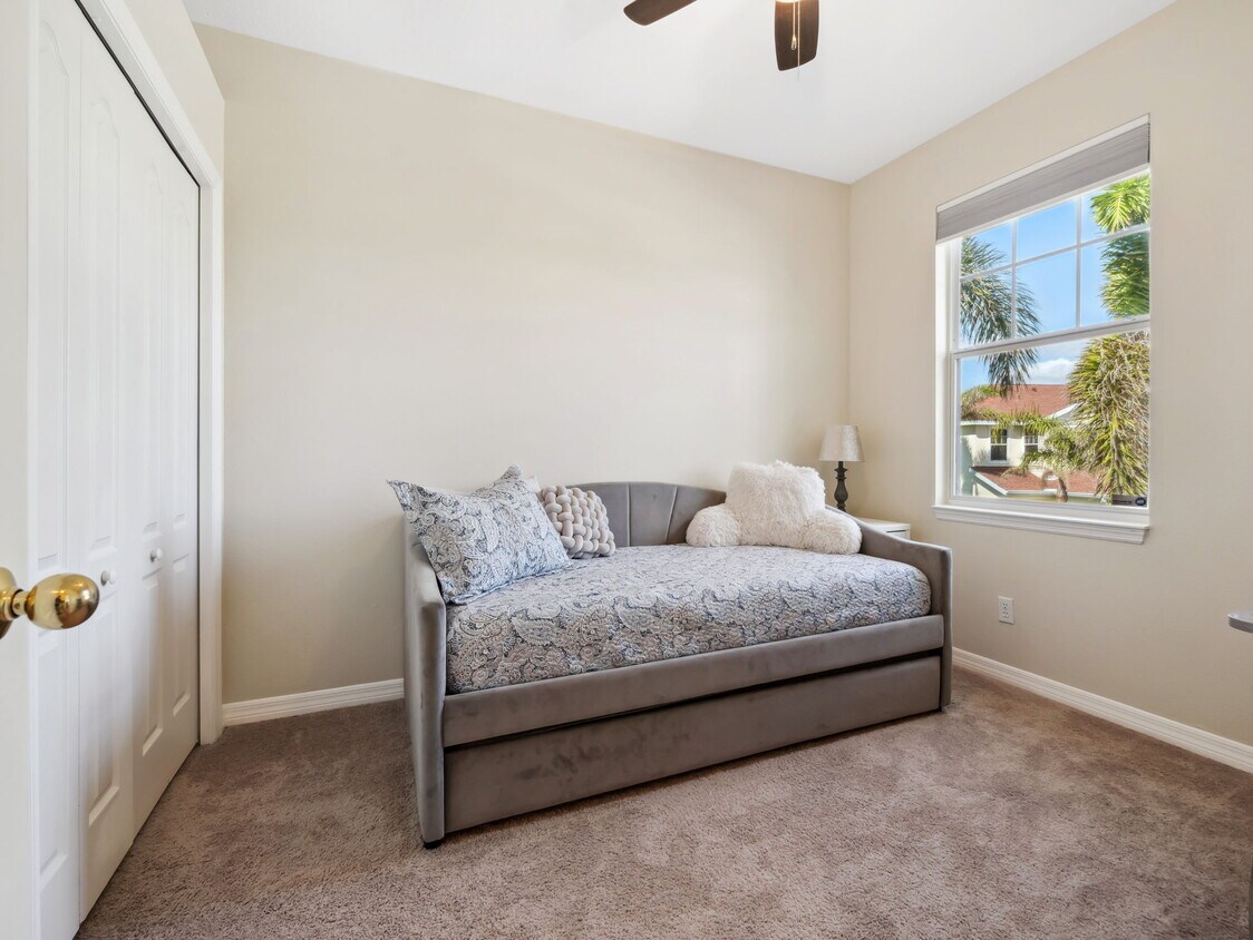 Foto principal - 2345 Felicity Pl
