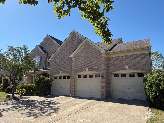 Building Photo - 3699 Springside Dr