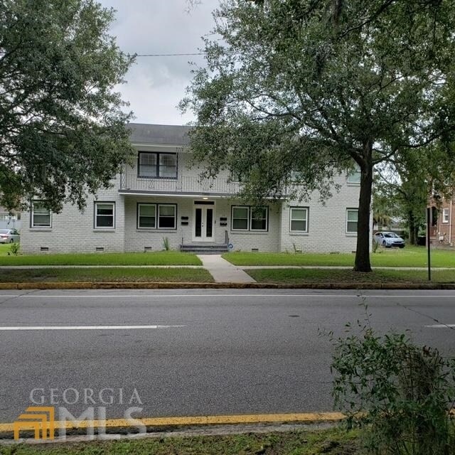 Primary Photo - 1302 E Henry St