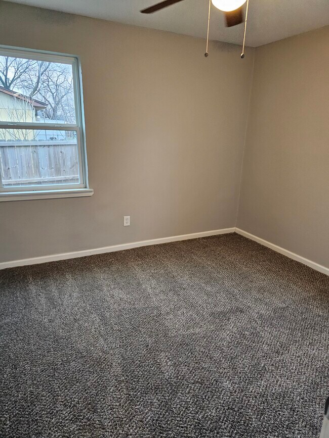 Foto del edificio - 305 Deepwood St