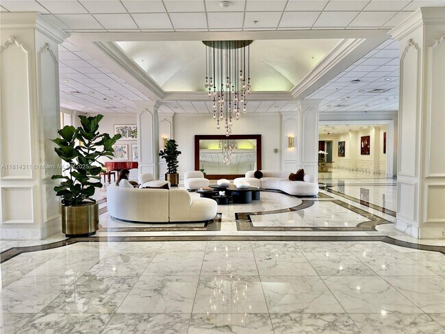 Foto del edificio - 5600 Collins Ave