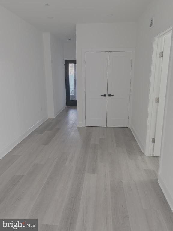 Foto del edificio - 2404 North Capitol St NW