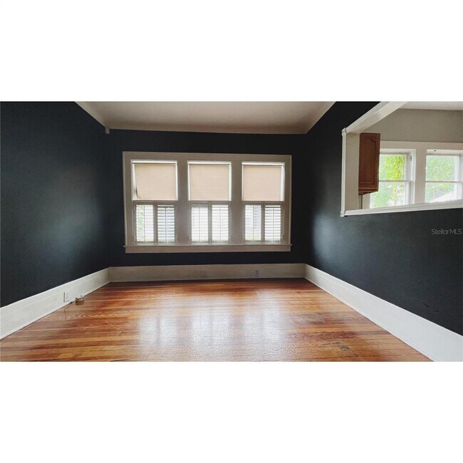 Foto del edificio - 209 N Mills Ave