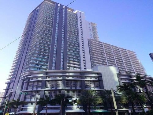 Primary Photo - 1250 S Miami Ave