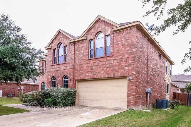 Building Photo - 2360 Merlin Dr