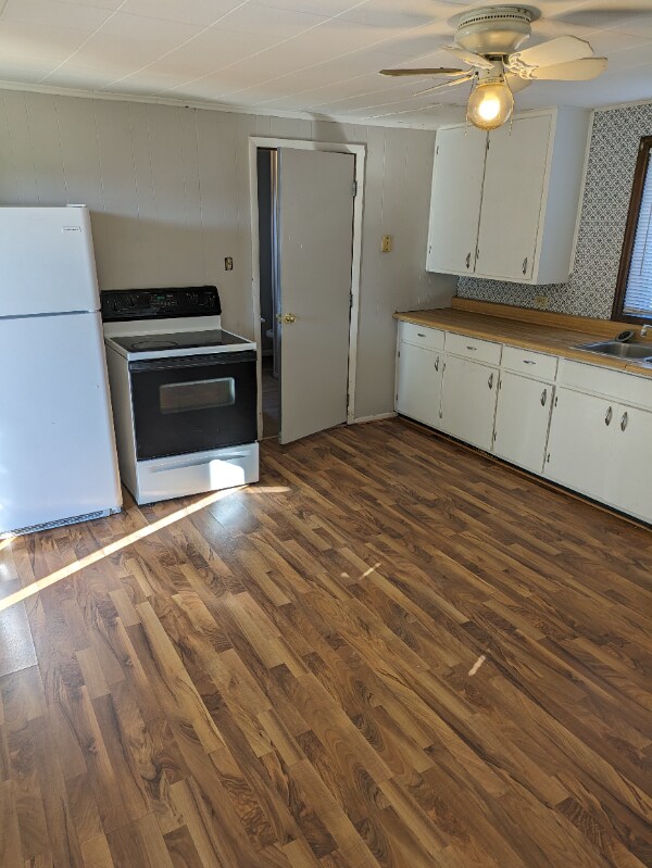 Building Photo - 882 OH-590