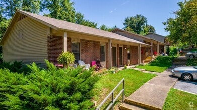 Building Photo - 151 Summerwood Dr