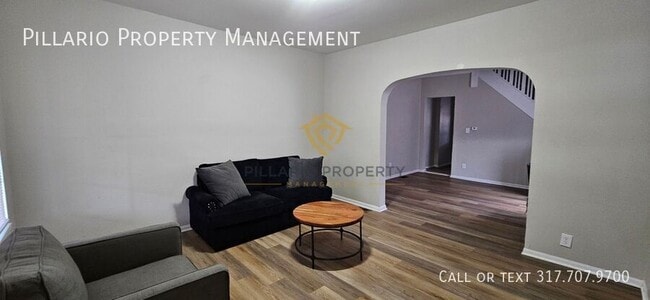 Photo - 933 N Dearborn St Apartment