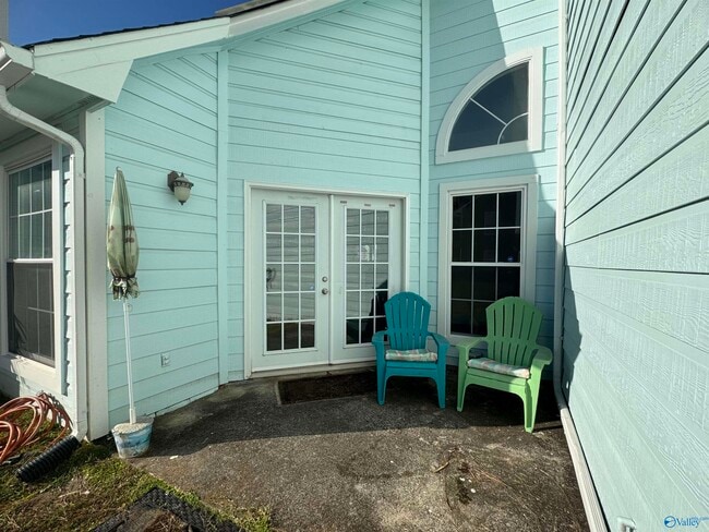 Foto del edificio - 166 Stone Meadow Ln