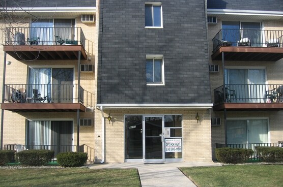 Primary Photo - Mobile Avenue Apartments