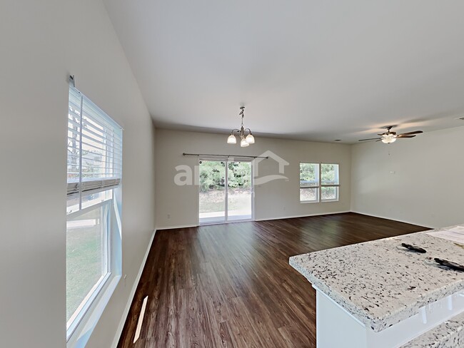 Building Photo - 5411 Fenway Dr