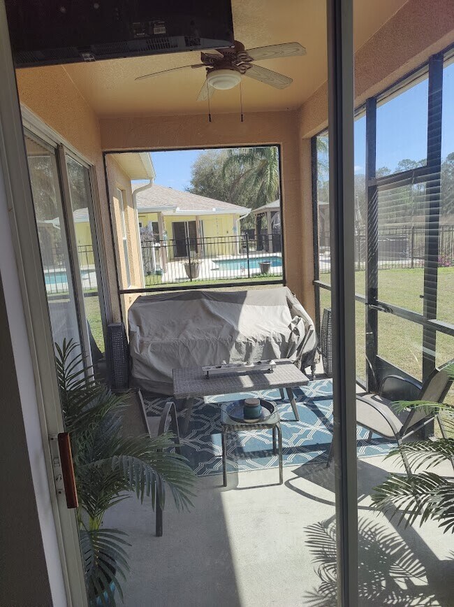 Foto del edificio - 27702 Sora Blvd