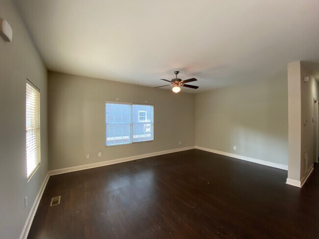 Building Photo - PRE-LEASING FOR AUGUST 2026!