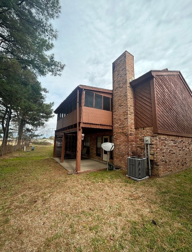 Building Photo - Rental Property