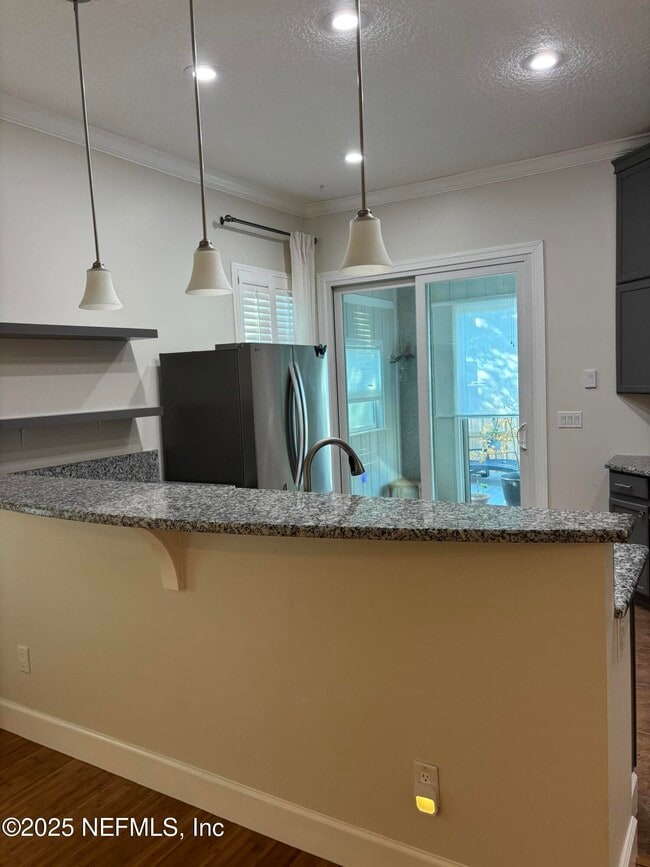 Building Photo - 651 Selva Lakes Cir