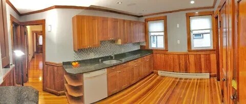 Foto del edificio - 217 Billings Rd