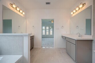 Building Photo - 1422 Munson Valley Rd