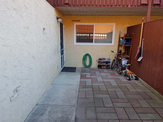 Foto del edificio - 230-5877 E Main St
