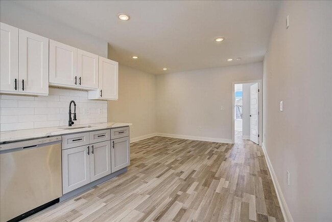 Foto del edificio - 95 E Duval St