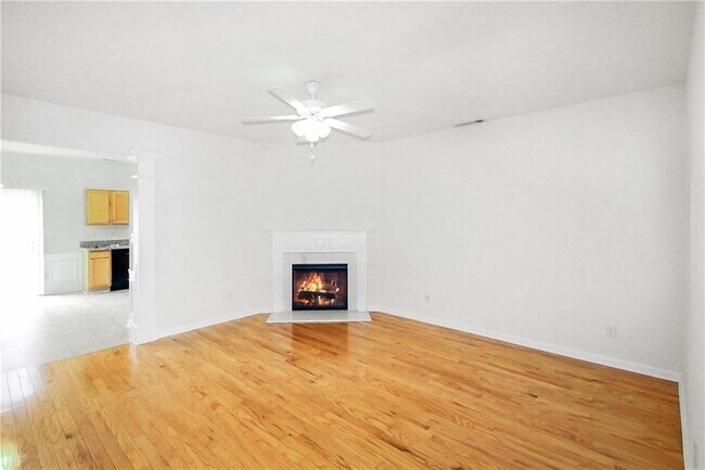 Foto del edificio - 3893 Grovemont Pl
