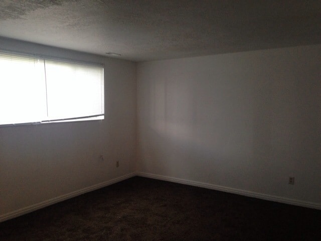 Building Photo - 1756 N 425 E