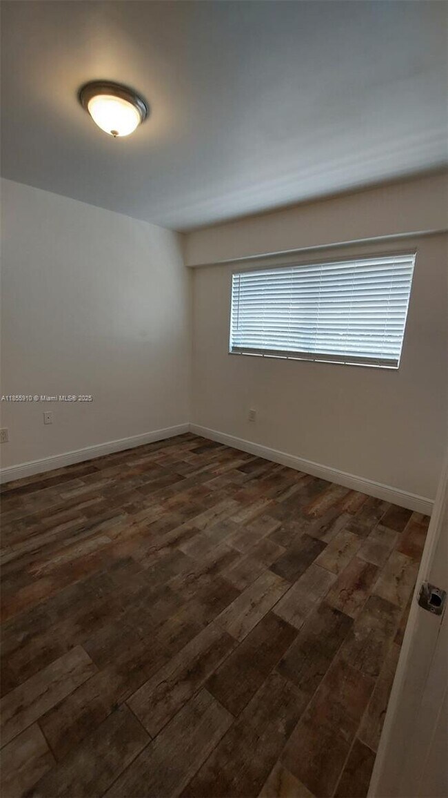 Foto del edificio - 1478 NW 1st St