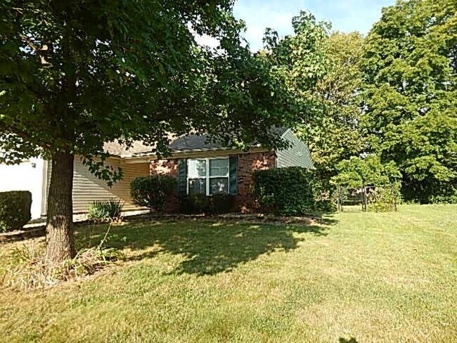 Foto del edificio - 6010 Rocky River Dr