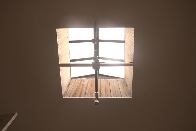 Foto del edificio - 348 Park Ave