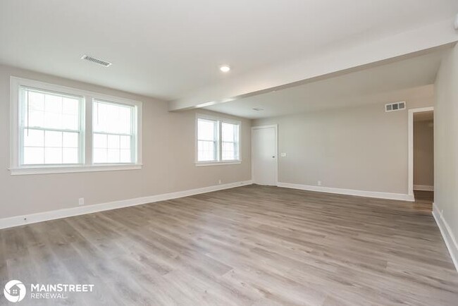 Building Photo - 4279 Sweden Dr, Hermitage, TN 37076