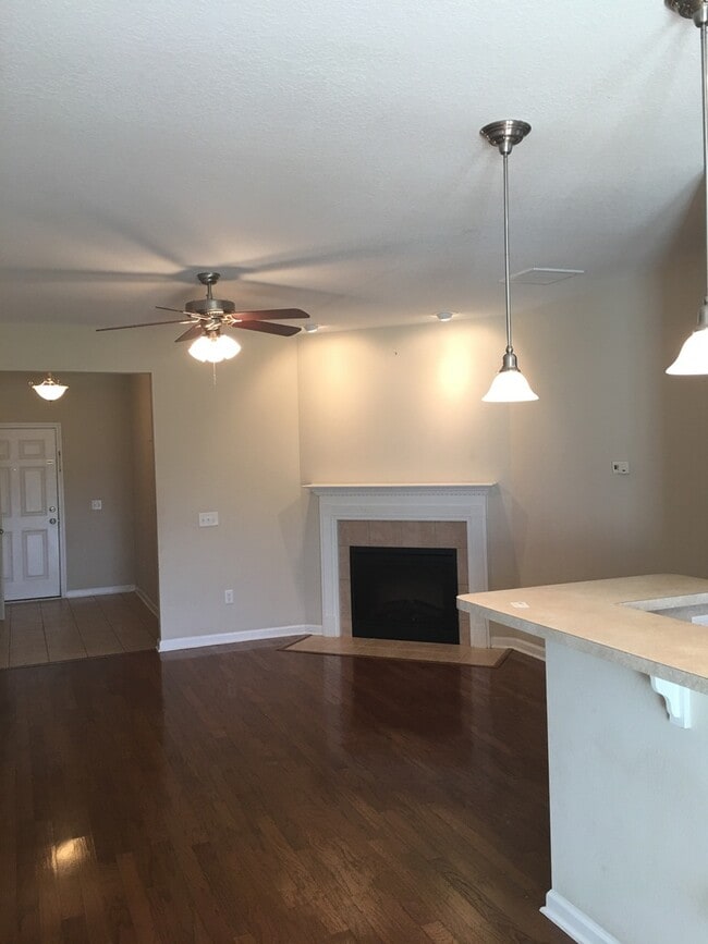 Building Photo - 530 Canyon Oak Loop