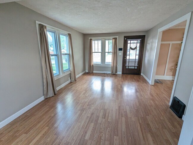 Building Photo - Charming Classic Colonial with Modern Comf...