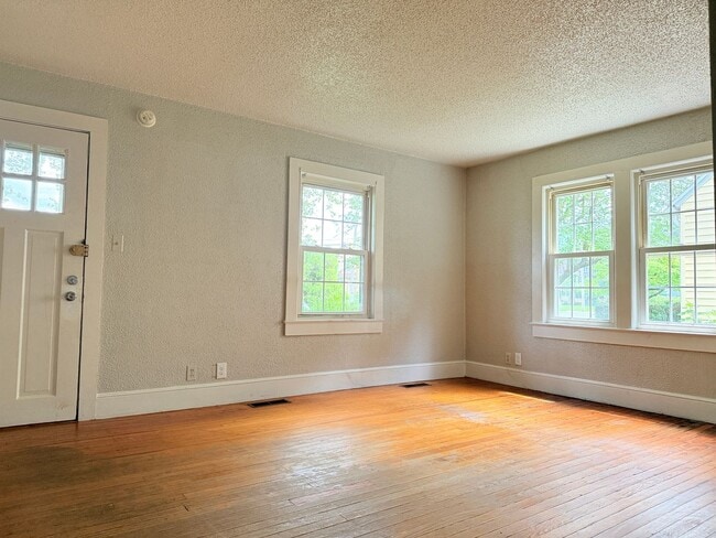 Foto del edificio - 212 N Shipley St