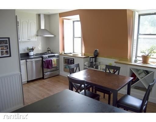 Building Photo - 339 K St