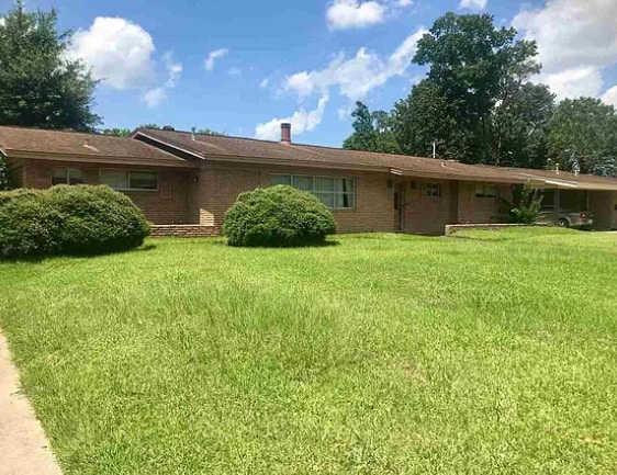 Building Photo - 3490 Crestwood Dr