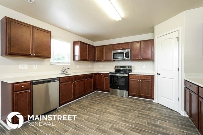 Building Photo - 4014 Waitsfield Ct