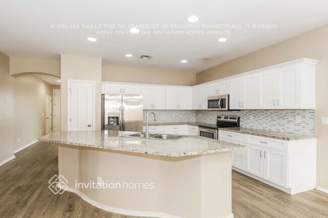 Building Photo - 11855 W Monte Vista Rd