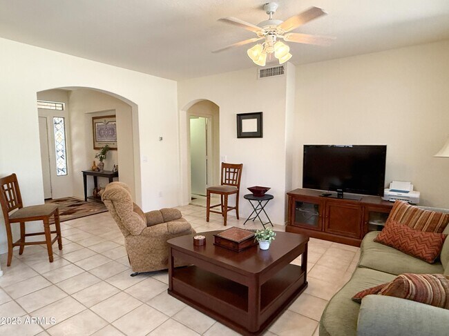Building Photo - 17934 W Deneen Way