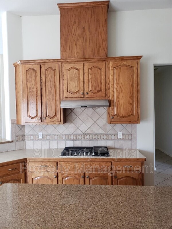 Building Photo - 16636 Cordillera Dr