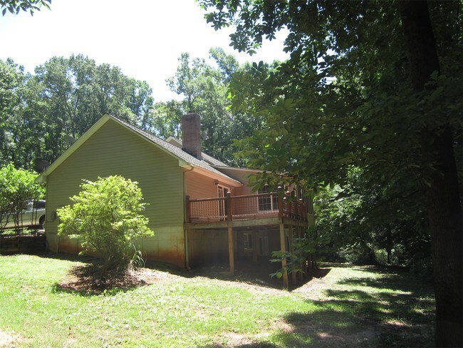 Foto del edificio - 391 Groaning Rock Rd