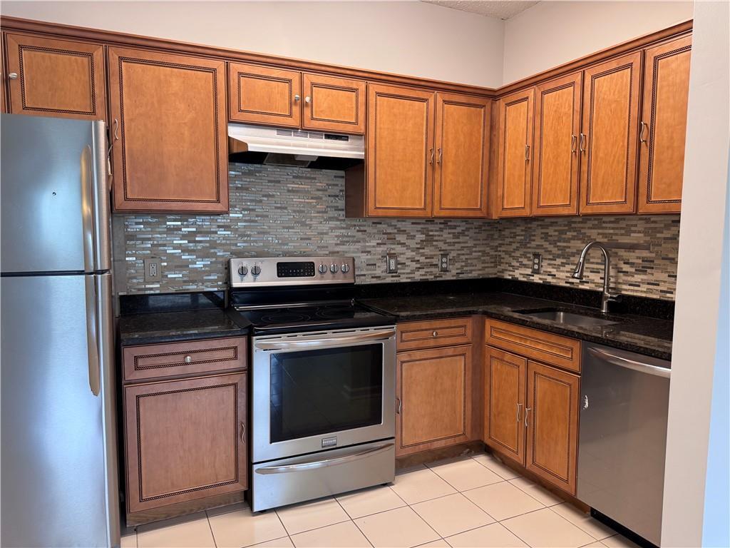 Foto principal - 260 Beach 81st St