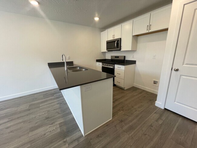 Foto del edificio - Long Valley Townhome!