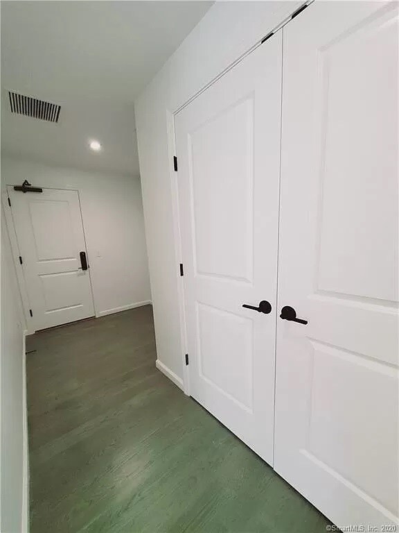 Building Photo - 36 Atlantic St