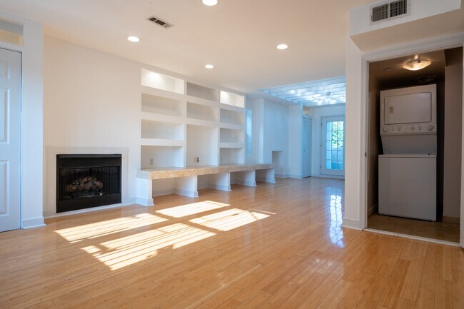 Photo - 1123 5th St NW Apartment