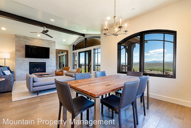Foto del edificio - 3 br, 2 bath House - 4212 Fairway Lane, #F4