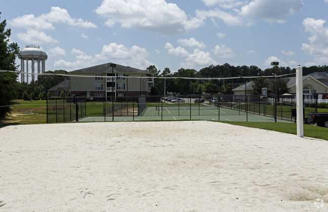 cross creek pool